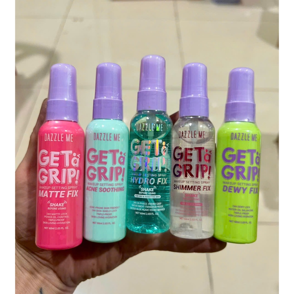 Xịt Khóa trang điểm DAZZLE ME Get a Grip Setting Spray 60ml