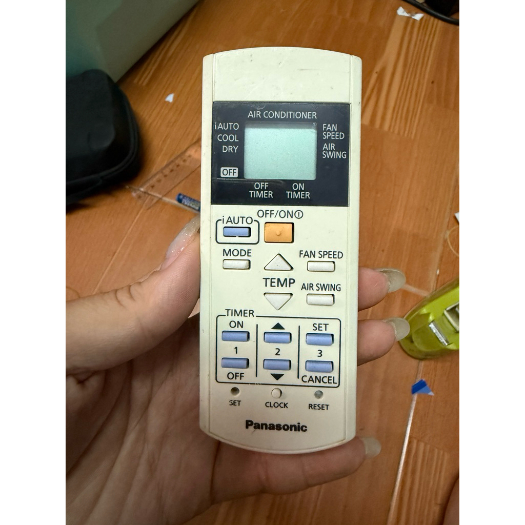 điều khiển điều hòa Panasonic IAUTO chính hãng bóc máy ( ảnh Shop chụp )