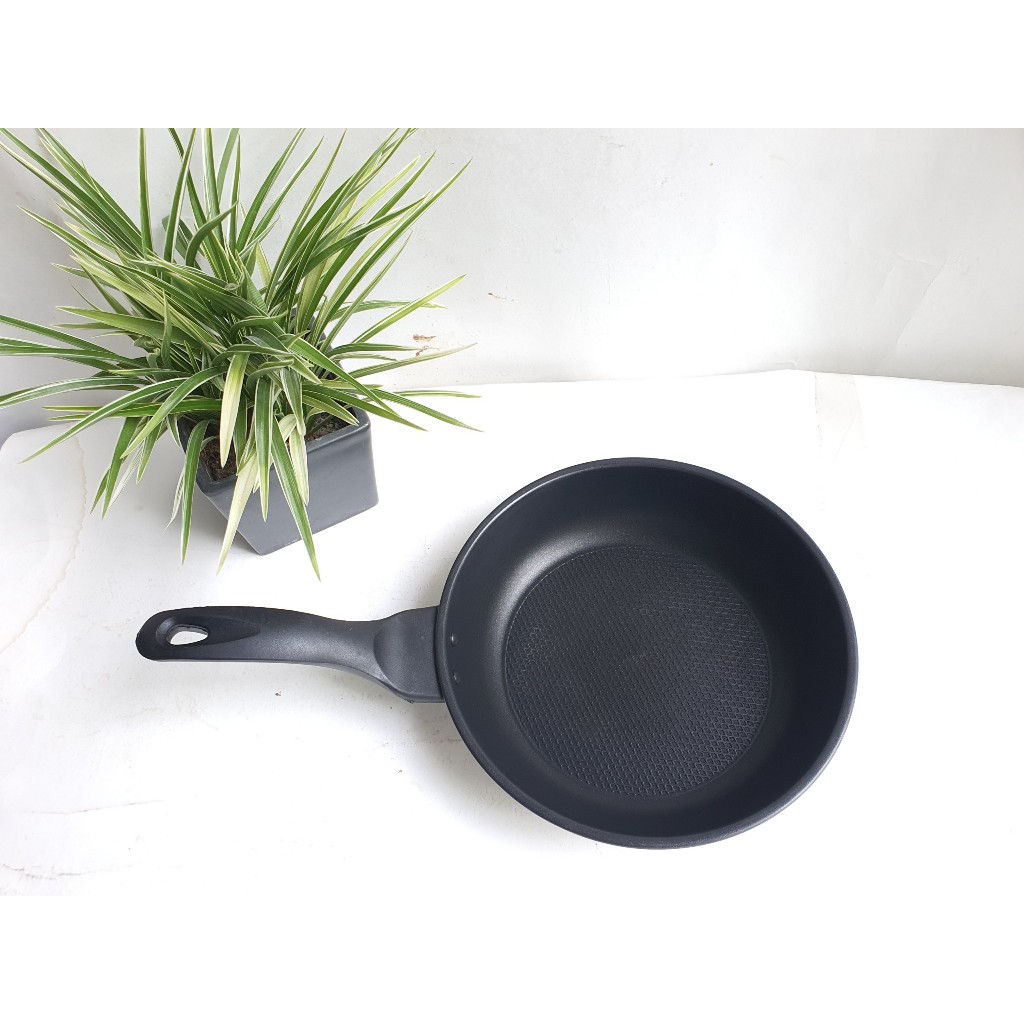 Chảo chống dính 24 inox FIVESTAR