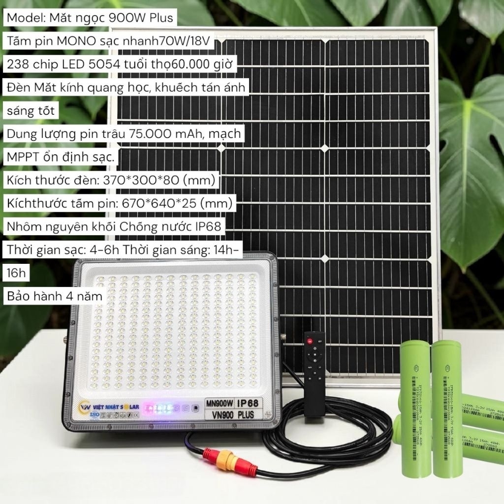 Đèn NLMT 900W , PIN trâu 75ah