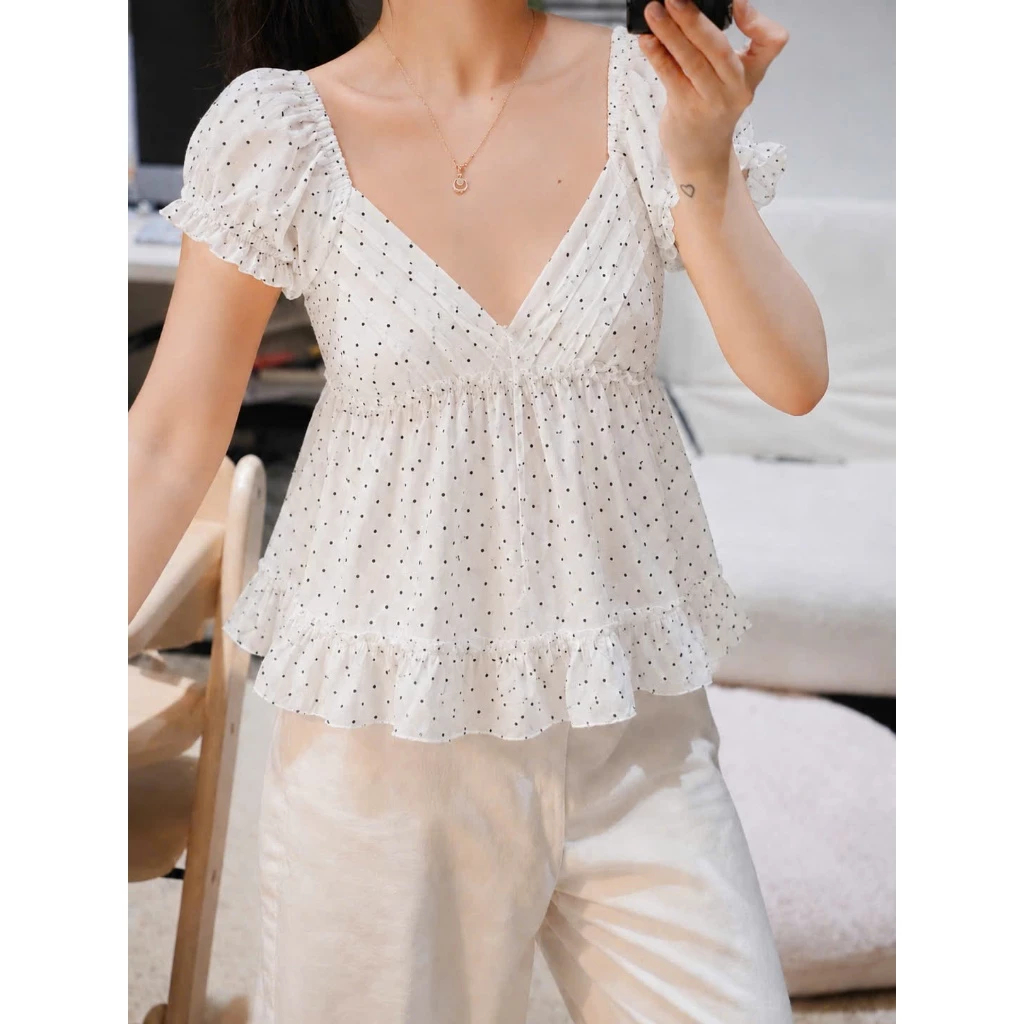 [Hàng Loại 1] Áo babydoll cổ V xếp ly tay ngắn bồng form xoè hoạ tiết chấm bi Rosy Top | BigBuy360 - bigbuy360.vn