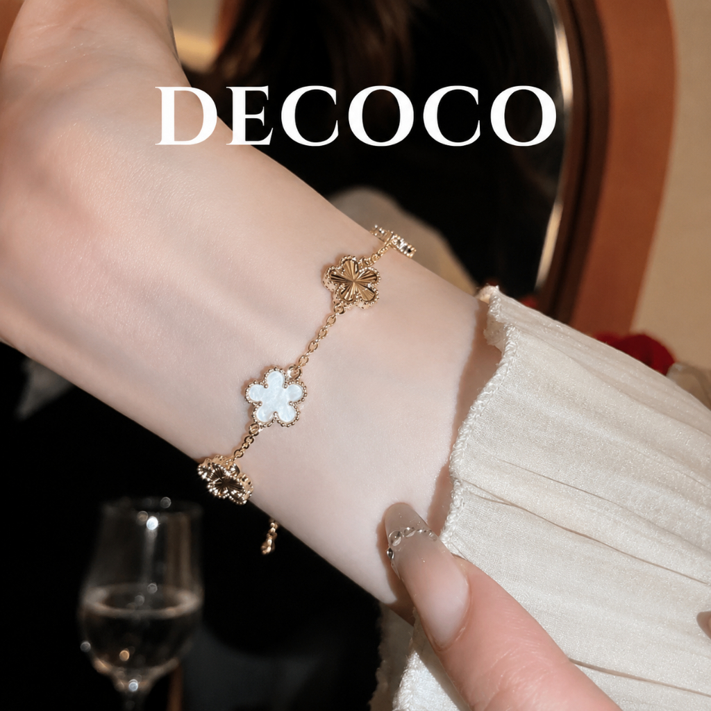 Vòng tay nữ LENA charm hoa 5 cánh may mắn mạ vàng DECOCO ( kèm Túi giấy + Hộp + Thiệp) | BigBuy360 - bigbuy360.vn
