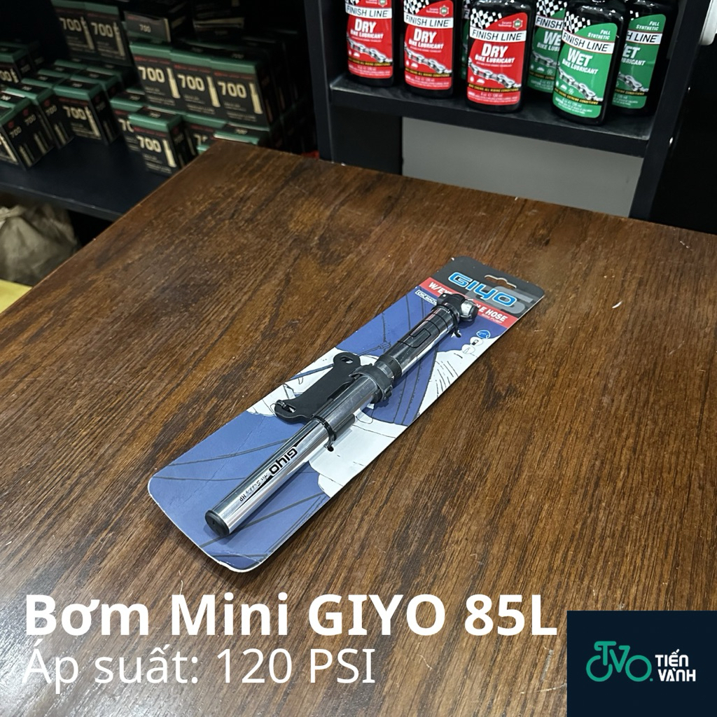 Bơm mini treo xe đạp Giyo GP-85L.