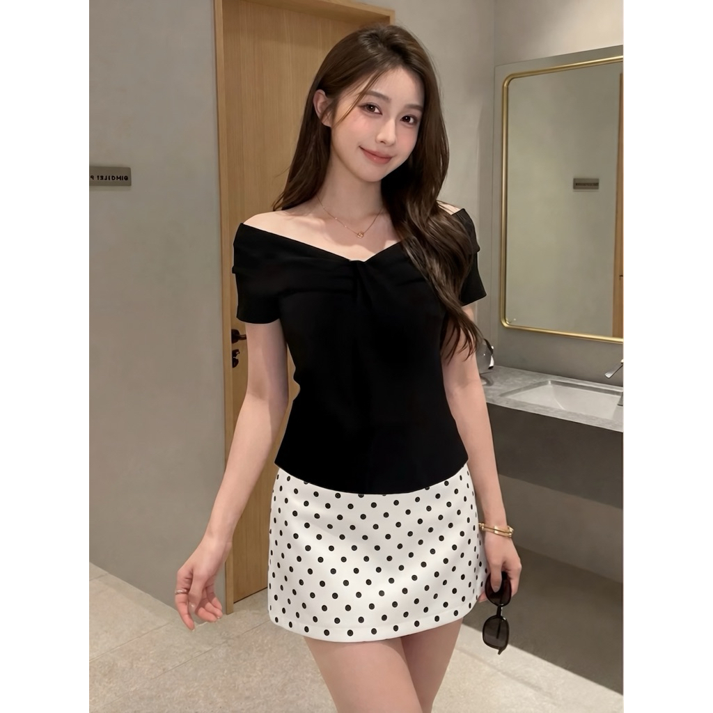 [Hàng chuẩn QC] Chân váy chấm bi dáng ngắn form chữ A có quần trong Polka Skirt - A6469 | BigBuy360 - bigbuy360.vn