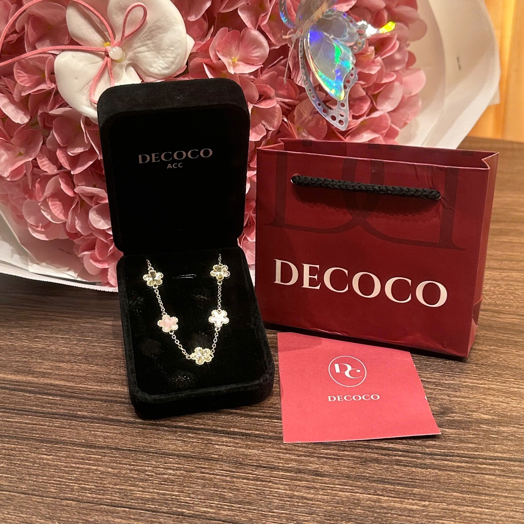 Vòng tay nữ LENA charm hoa 5 cánh may mắn mạ vàng DECOCO ( kèm Túi giấy + Hộp + Thiệp) | BigBuy360 - bigbuy360.vn