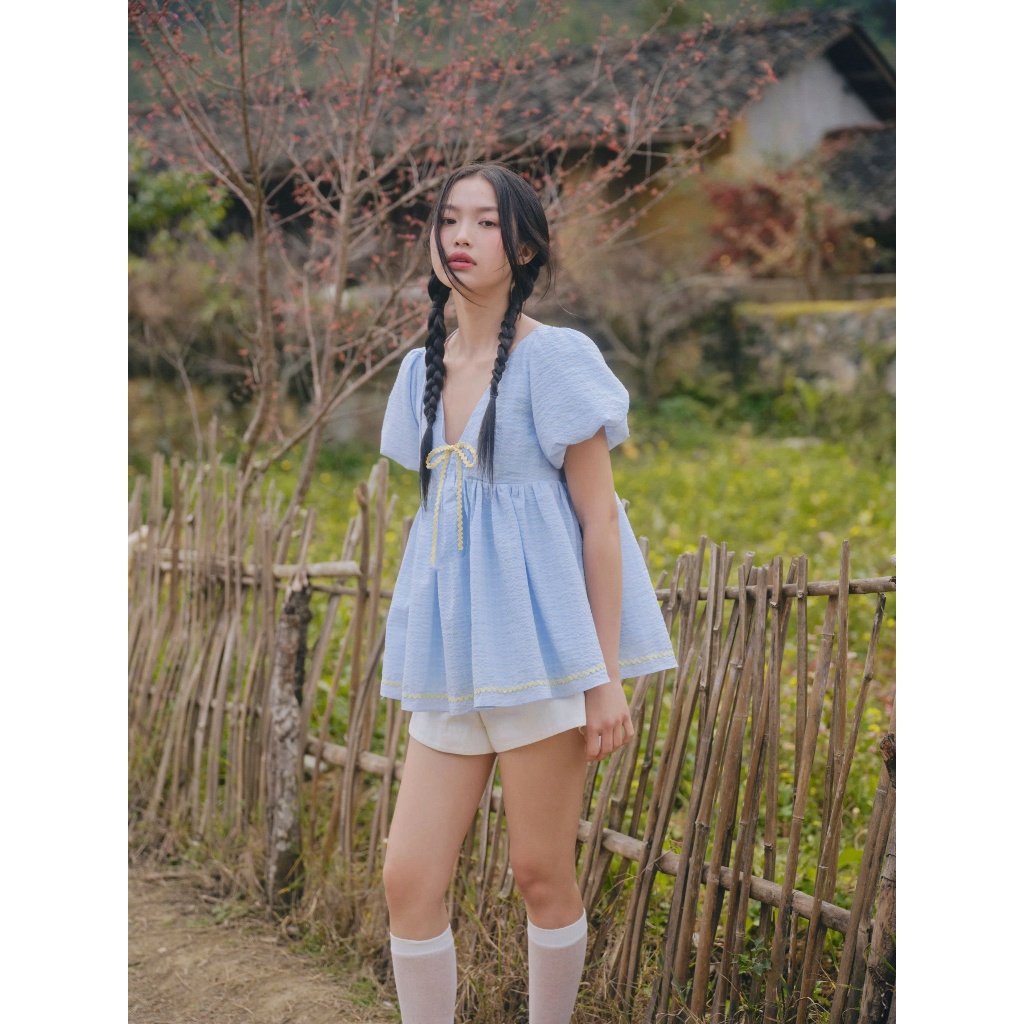 Áo OLV babydoll tay phồng pastel Blue Bow Puff Sleeve Vneck Top phù hợp đi chơi đi biển | BigBuy360 - bigbuy360.vn