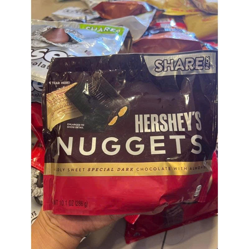 Socola Đắng Hạnh Nhân Hershey's Nuggets Special Dark With Almonds 286g Mỹ