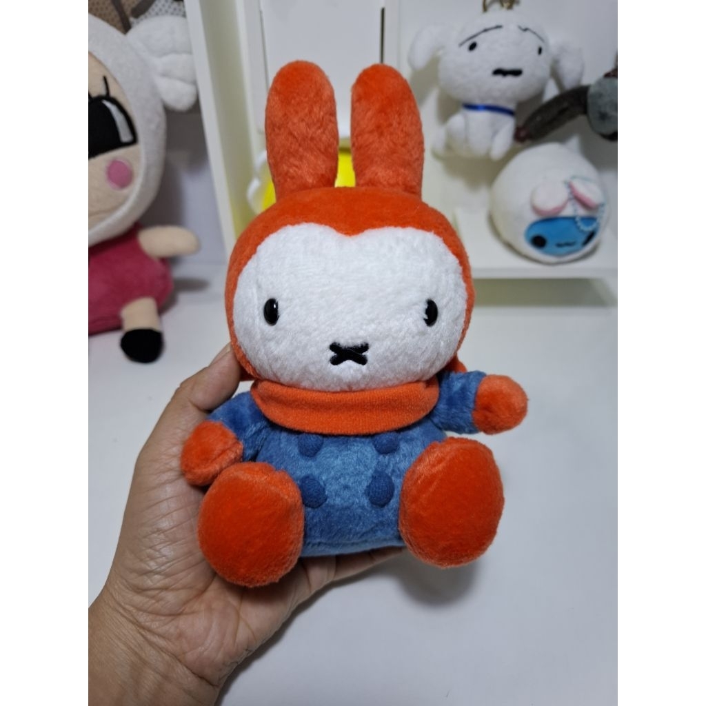 Gấu bông thỏ Miffy mắt có xước