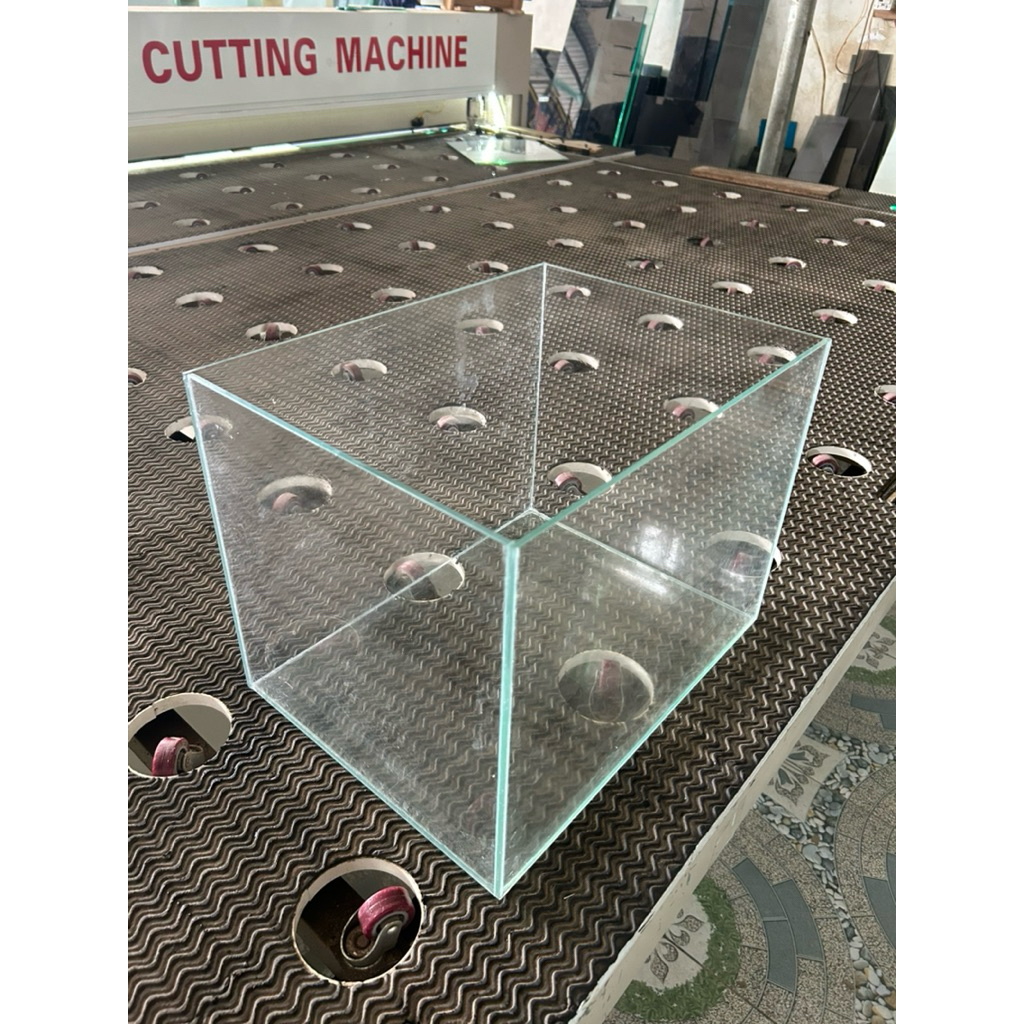 Bể cá 40x30x30 siêu trong 4 mặt, kính 5ly