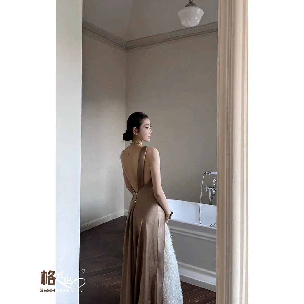 [Champagne Muse] Đầm lụa hở lưng thiết kế sang trọng basic | BigBuy360 - bigbuy360.vn