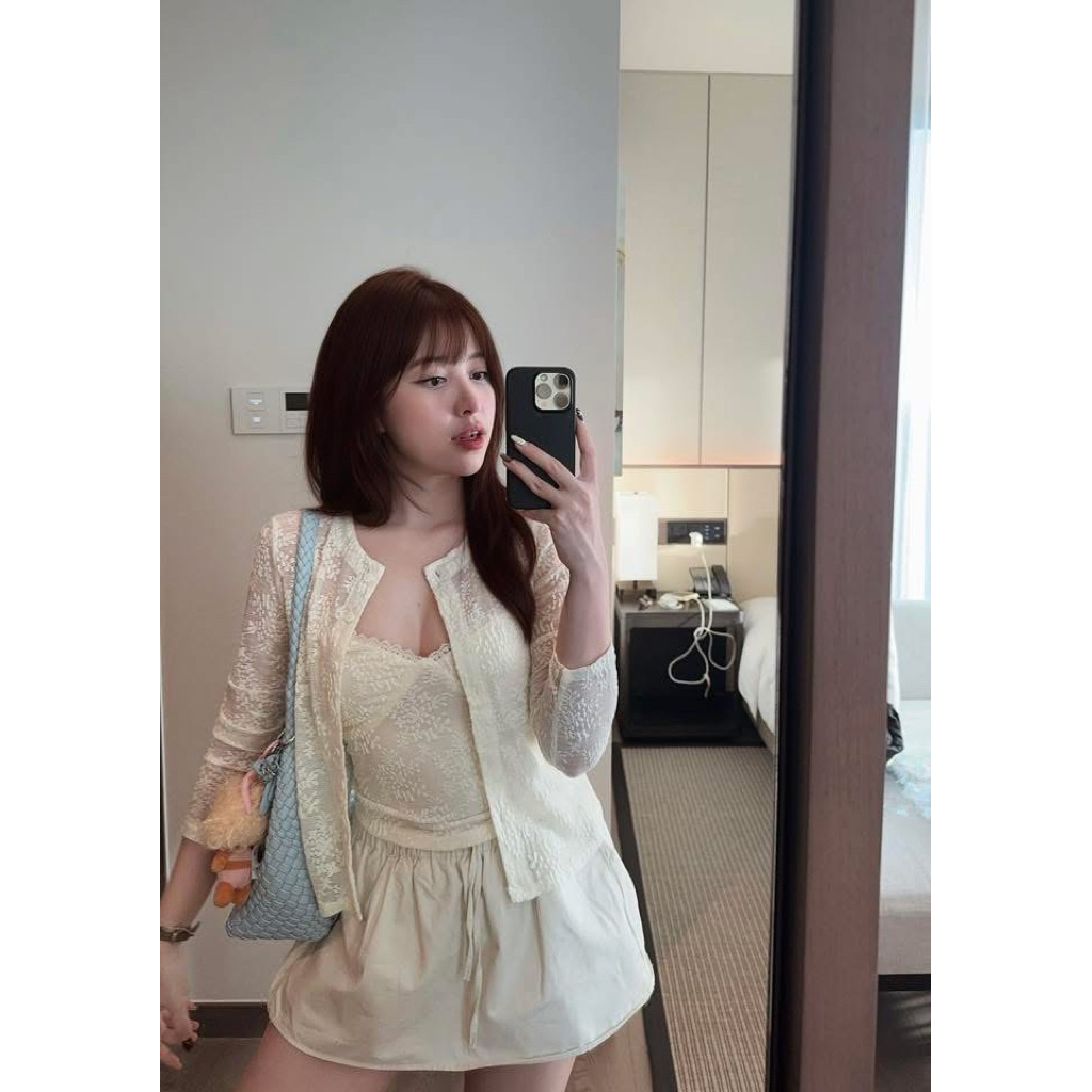 [Hàng L1 sẵn] Set ren hoa nổi 2 món: Áo hai dây ren ngực cổ V sexy kèm áo cardigan LOVELY SET | BigBuy360 - bigbuy360.vn