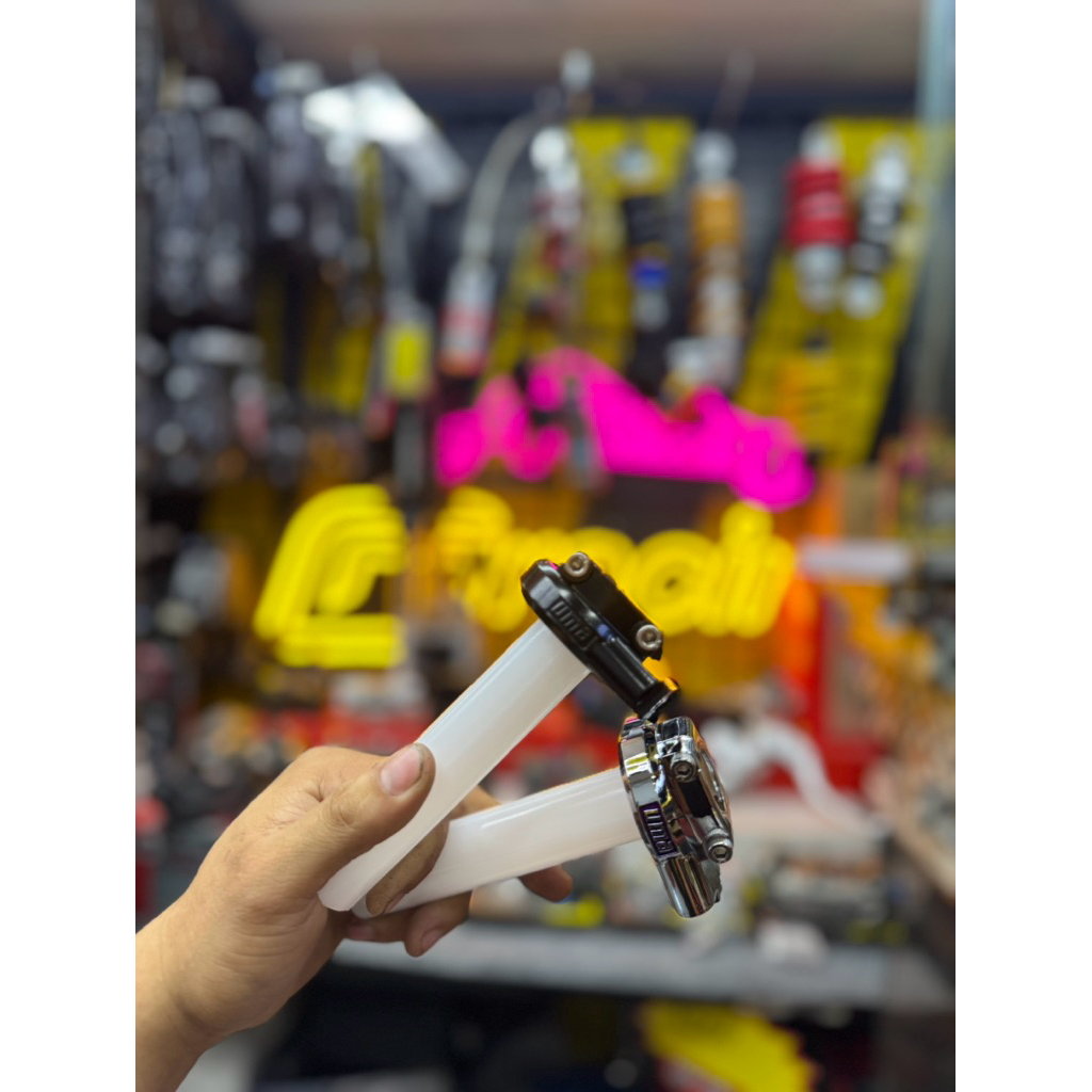 Cùm tăng tốc UMA Racing V3 MÀU ĐEN - CHROME (không kèm dây ga) y15zr exciter ex150 HÀNG CHÍNH HÃNG p