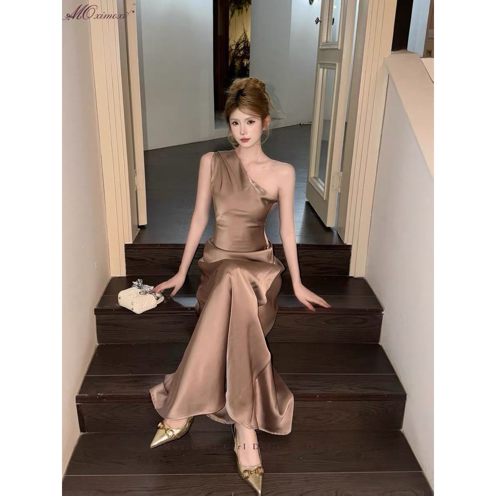 [Champagne Muse] Đầm lụa hở lưng thiết kế sang trọng basic