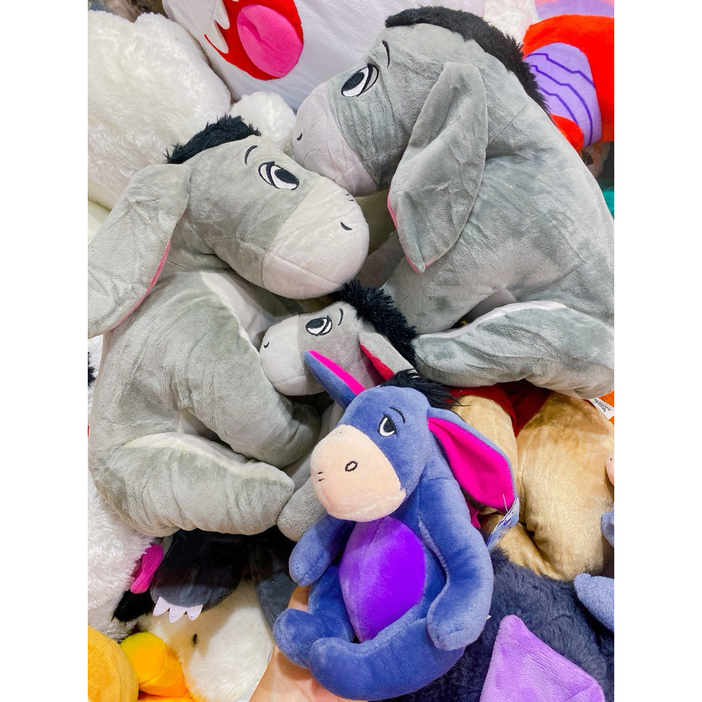 Gấu bông nhân vật lừa Eeyore trong phim Winnie the Pooh 2hand