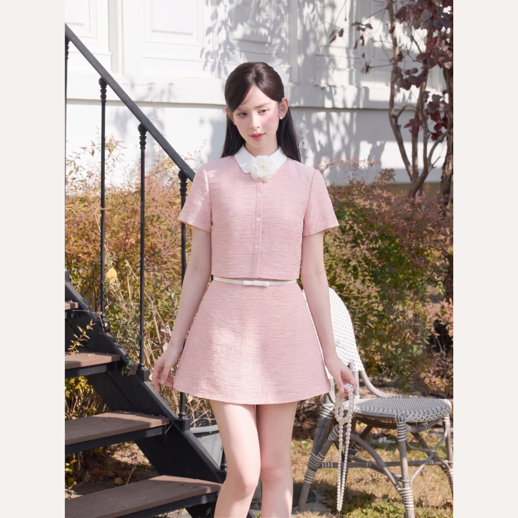 Set váy tiểu thư hồng pastel cổ cài hoa phối chân váy chữ A cao cấp Linly Store | BigBuy360 - bigbuy360.vn