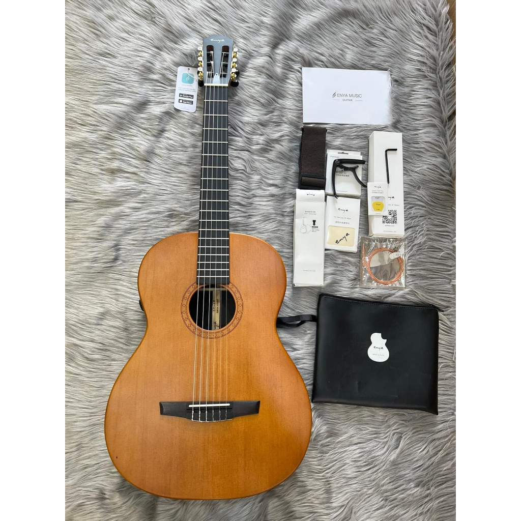 Đàn Guitar Classic Enya EC68 EQ OS1 Hiệu Ứng Blutooth, Loa Trong Thùng, Kèm Bao Và Full Phụ Kiện Hãn