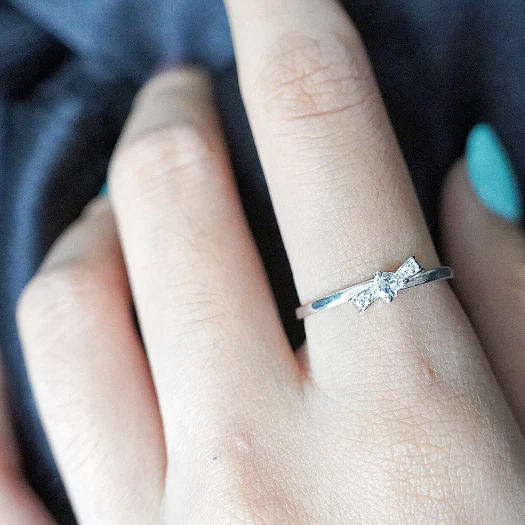 Nhẫn bạc Ý S925 nơ đính đá trái tim Asimi Coquette Amour NA29 5