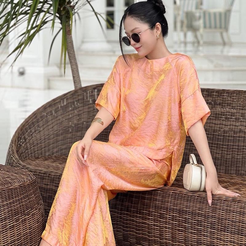 Set Bộ Lụa Tencel Cao Cấp, Áo Form Suông Tay Lỡ Kiểu Đuôi Tôm Mix Quần Suông Sang Chảnh  COLOUR 2273