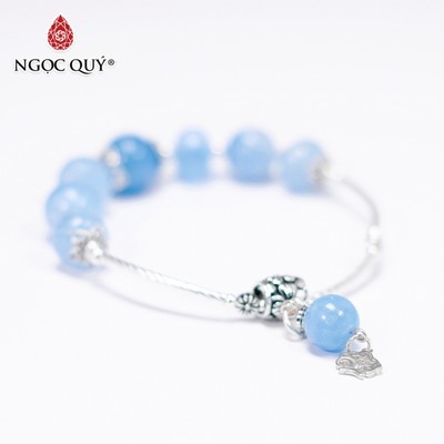 Vòng tay đá Aquamarine tự nhiên phối charm - Mẫu VC0310 - Ngọc Quý