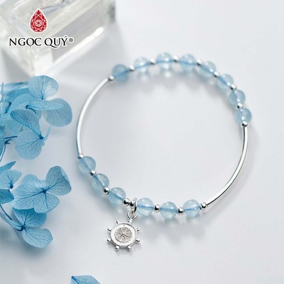 Vòng tay đá Aquamarine tự nhiên phối charm - Mẫu VC0305 - Ngọc Quý