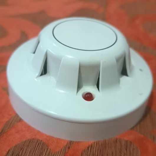 đầu báo khói ampac 55000-200amp cũ
