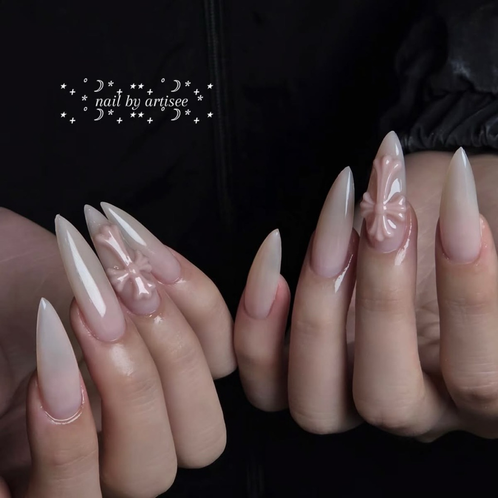 Nailbox thiết kế thạch nude trơn phối charm thánh giá (M85)