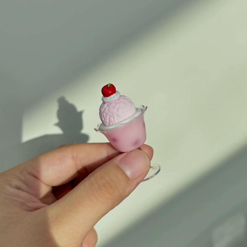 Móc khoá treo resin ly pudding quà tặng dễ thương chữ theo yêu cầu ý nghĩa quà tặng sinh nhật quà decor