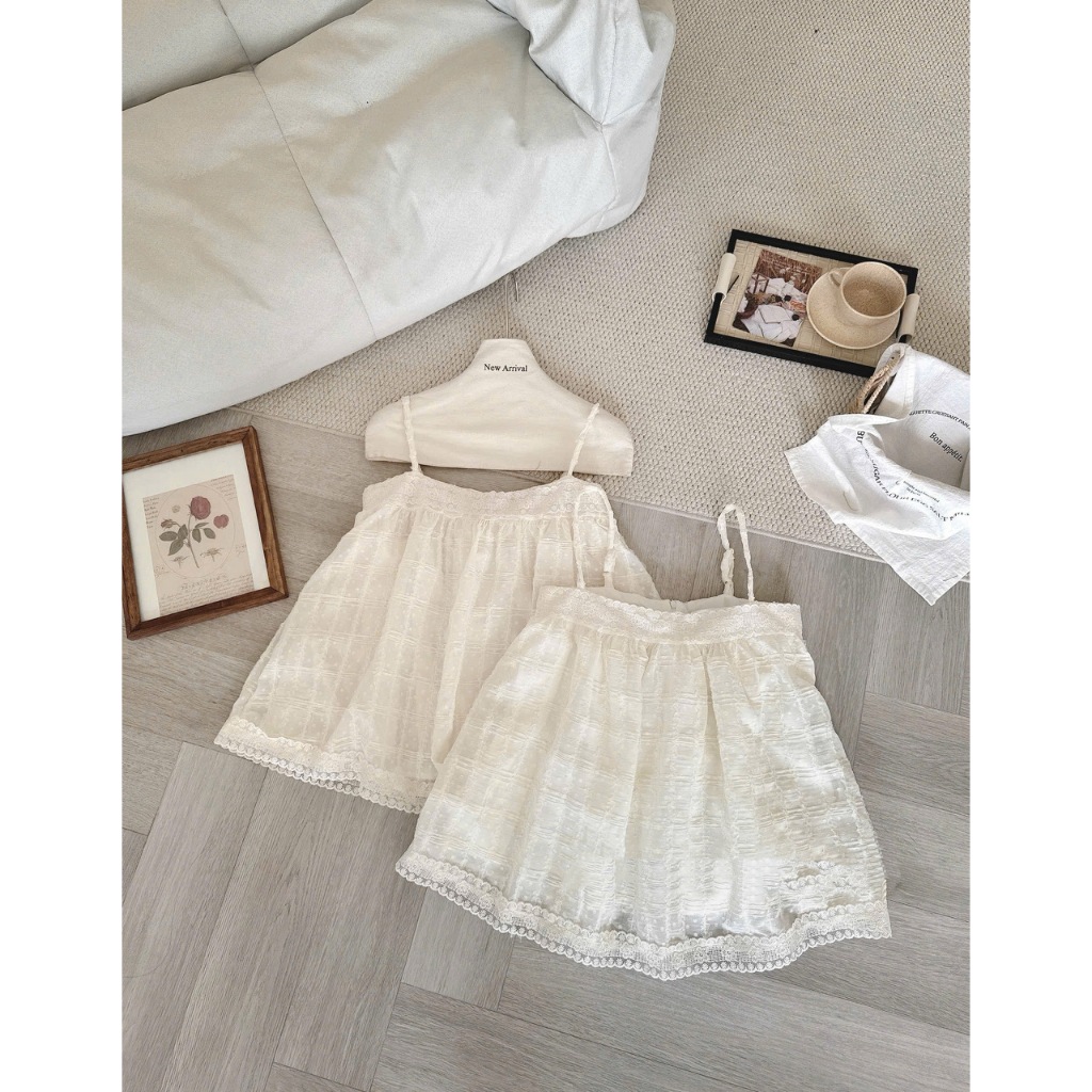 (MÃ 1090) ÁO 2 DÂY BABYDOLL REN HẠT PHỐI VIỀN REN 2 LỚP MÀU KEM NHẸ NHÀNG - DÀNH CHO NỮ | BigBuy360 - bigbuy360.vn