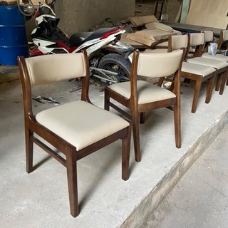 Ghế Bella (Ghế Benla), Ghế ăn/Ghế gỗ cao su bọc nệm