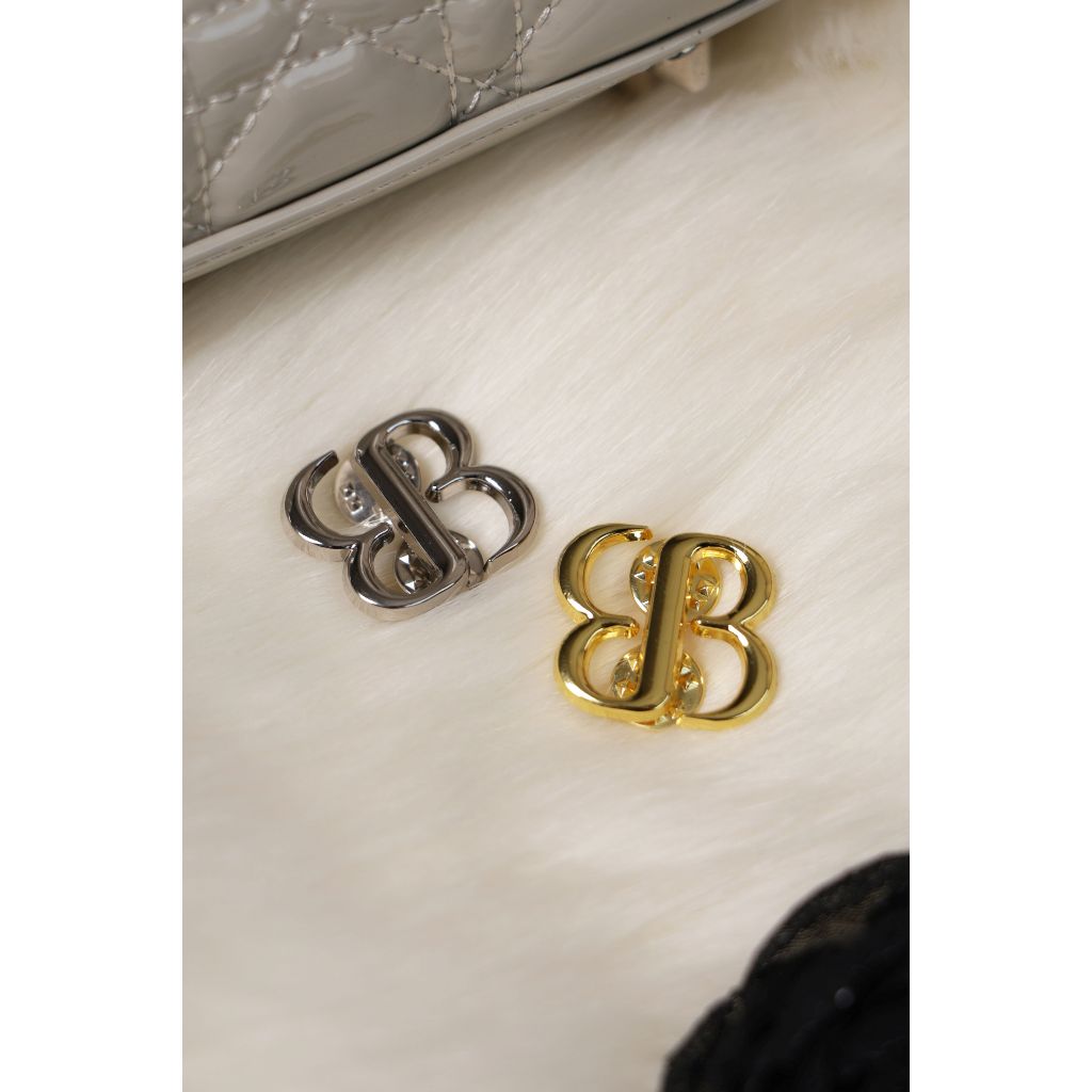 BBSTORE'S Tag cài kim loại BB - TAE09V