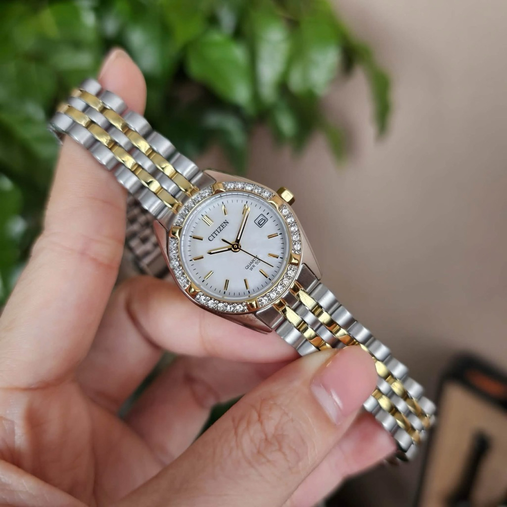 Đồng hồ nữ dây thép Citizen Quartz EU6064-54D