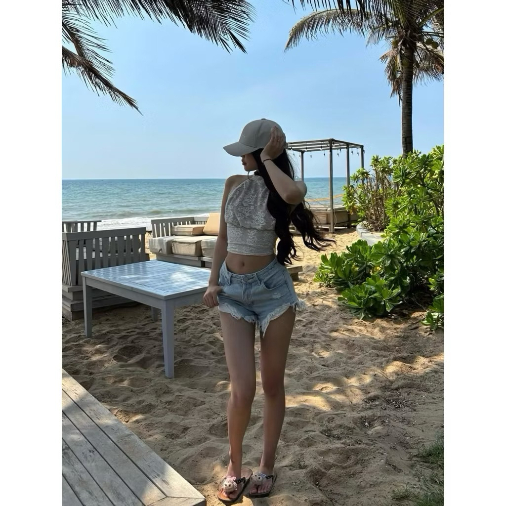 𝑮𝑨𝑽𝑨./𝑪𝑶́ 𝑺Ẵ𝑵-𝑺𝑨𝑳𝑬/ QUẦN SHORT DENIM RÁCH ÔM TÔN DÁNG SIU XINH HÓT TREND 2026 HÀNG QCCC. | BigBuy360 - bigbuy360.vn