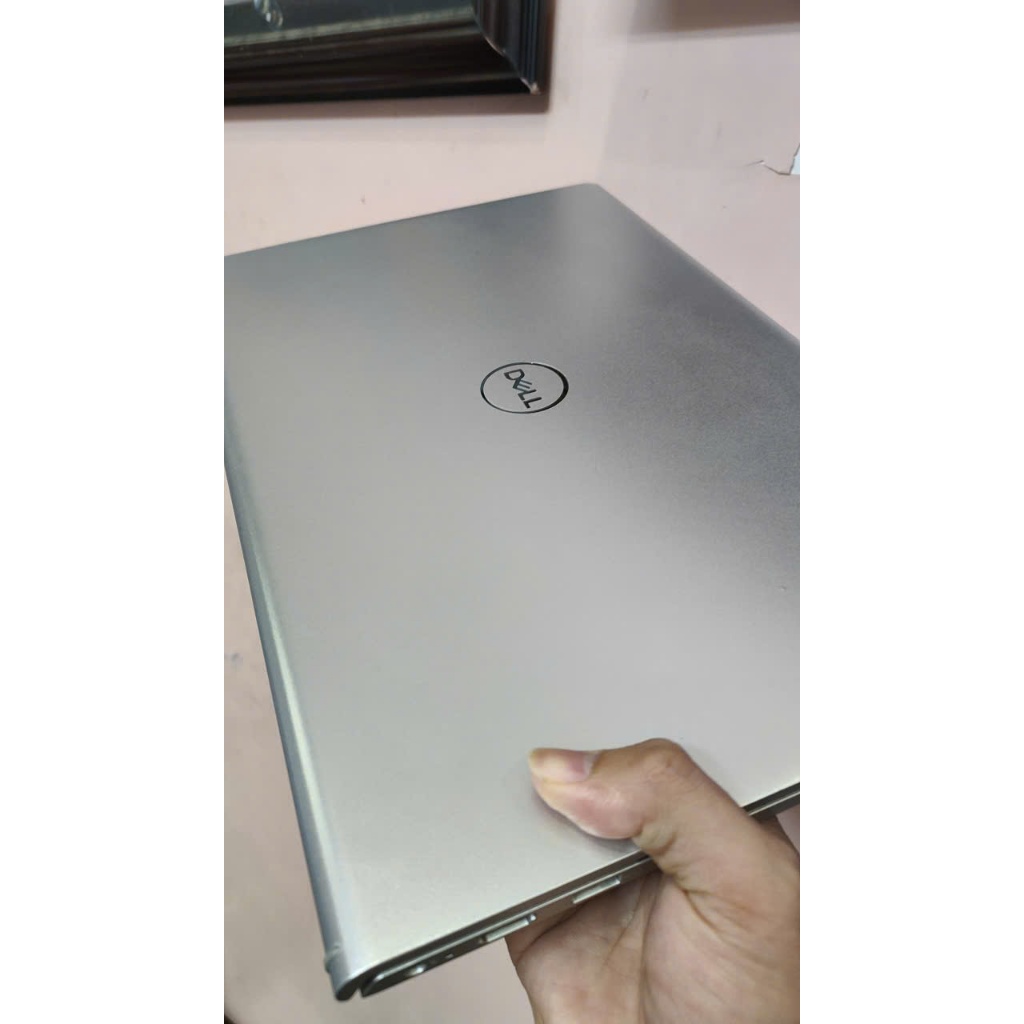 Decal mẫu bạc mịn dán cho Dell Inspiron 15 3510, 3520, 3530, 3511, 3515, 3525; Vostro 15 3510, 3515,