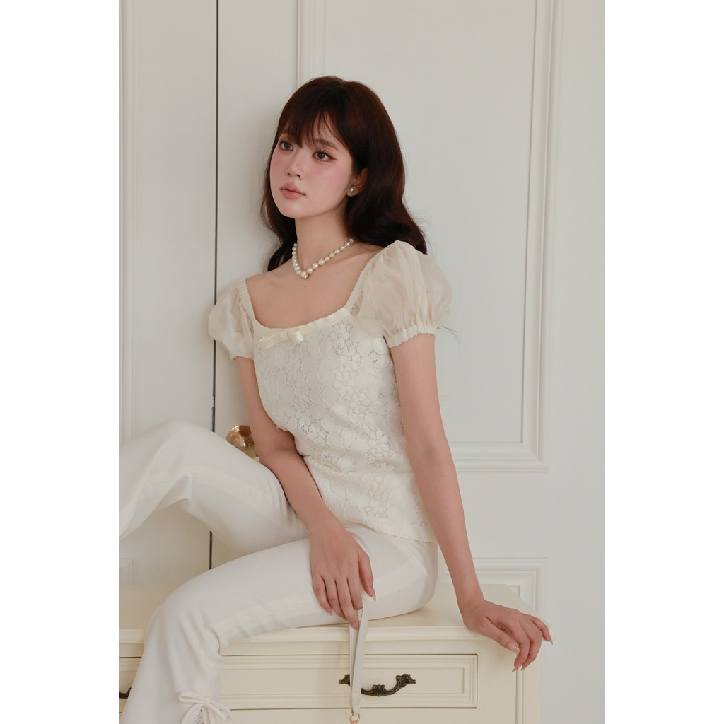 OUTSET - Áo ren Yenala cổ thoáng xinh xắn diễm lệ | BigBuy360 - bigbuy360.vn