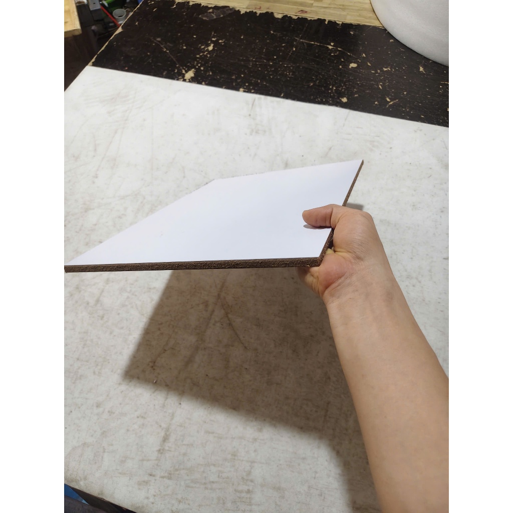 Thanh lý 10 Ván MDF 9mm x 20cm x 30cm và 9mm x 30cm x 40cm dùng làm kệ trang trí, mô hình
