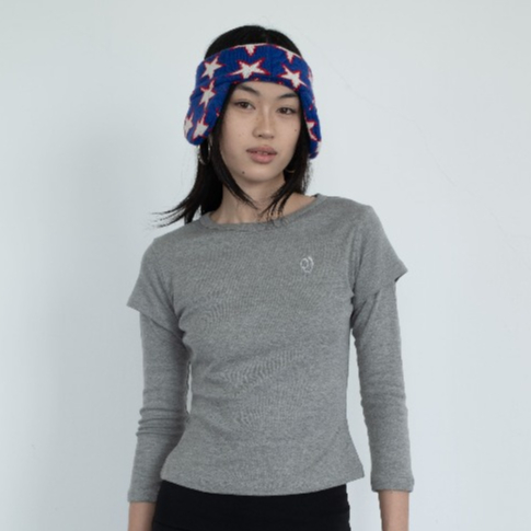 áo thun tay lửng aeie jr. DOUBLE SLEEVE TOP — áo basic kiểu thêu logo signatures