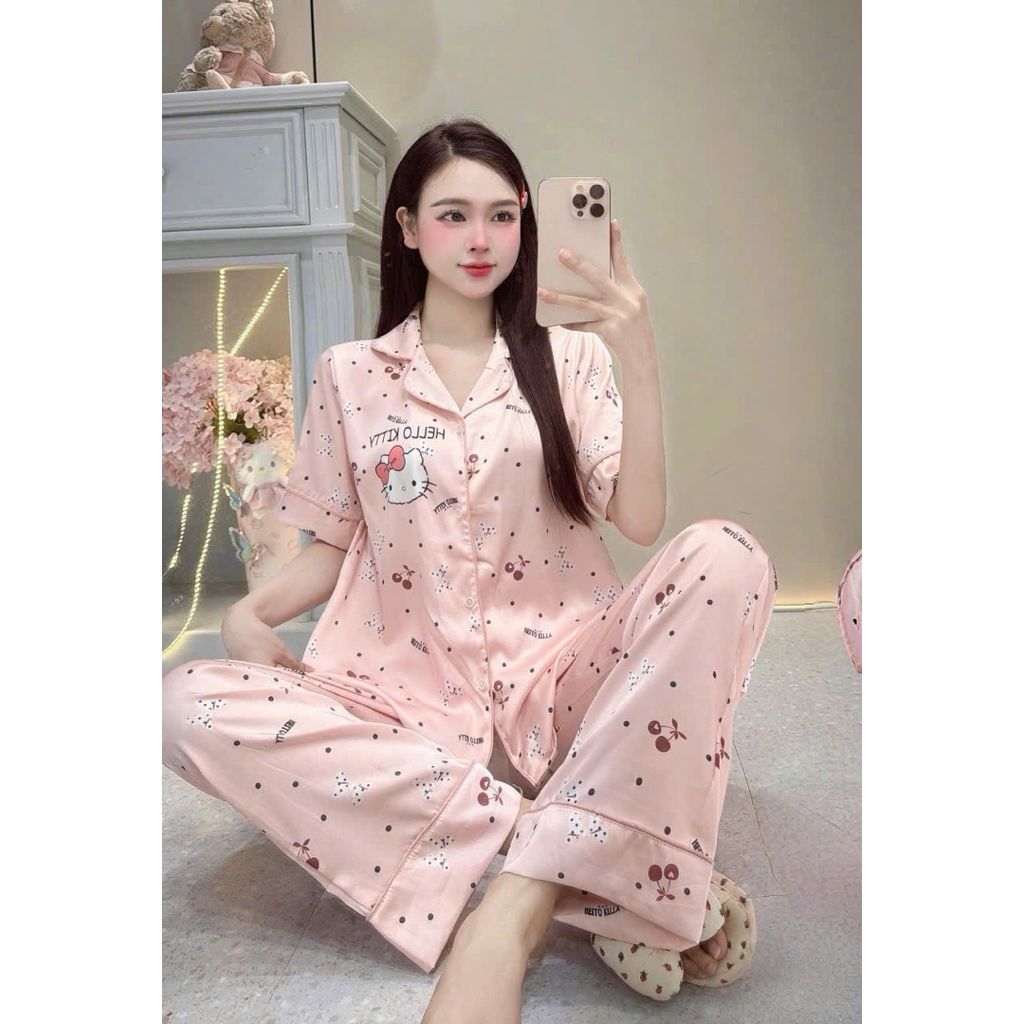 Pijama Hello Kitty vải thoáng mát cho mùa hè