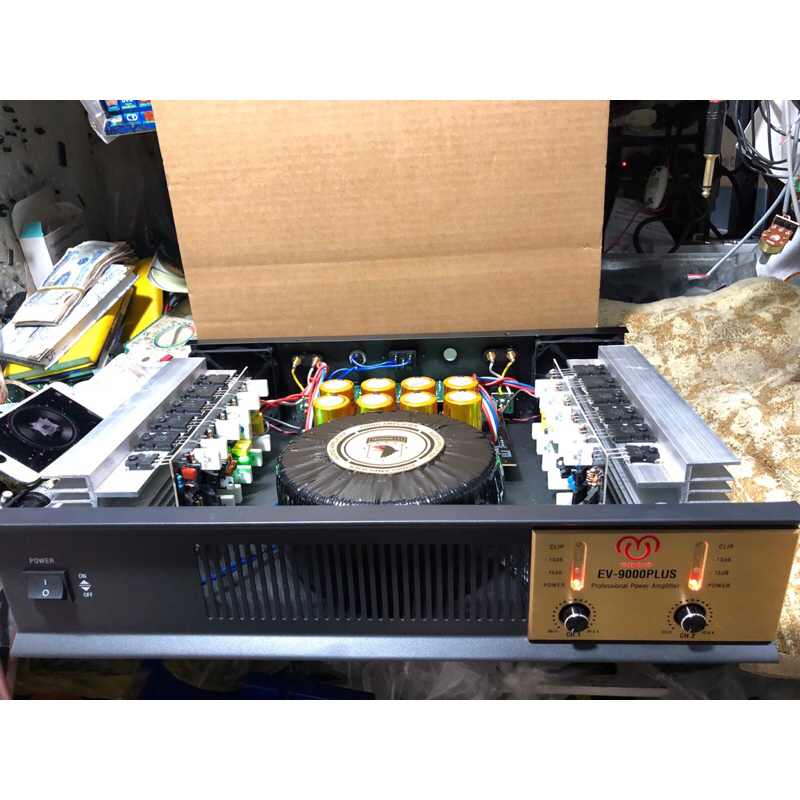 Cục Đẩy Công Suất 2 Kênh. 24 Sò .3200W