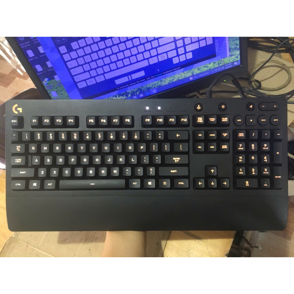 Bàn phím Gaming Logitech G213 Prodigy RGB