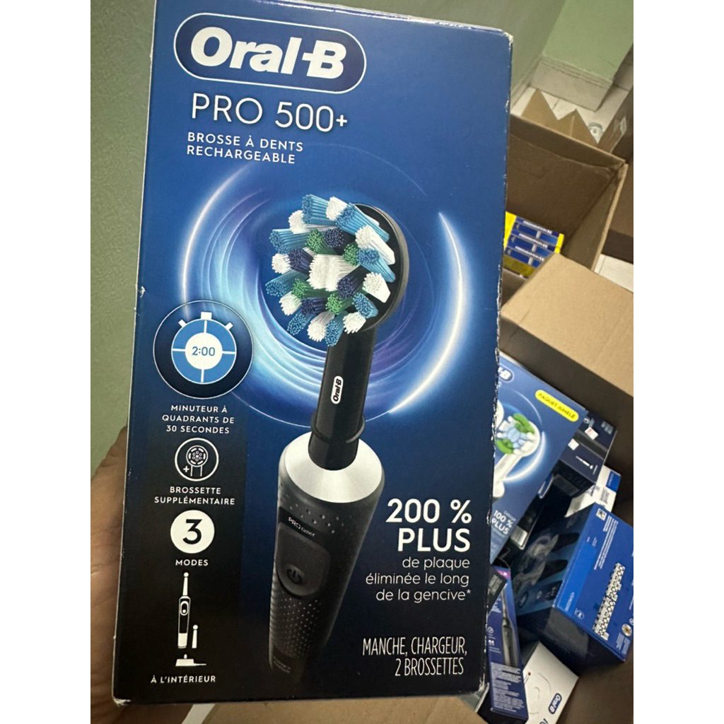 Bàn chải điện Oral-B Pro 500 phù hơp tất cả các loại đầu ban chải.