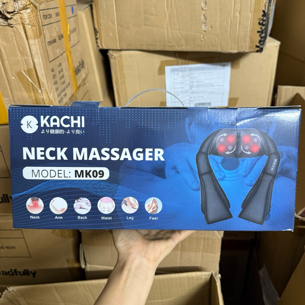 Đai Massage Cổ Vai Gáy Kachi MK09. Máy Massage Cổ Vai Gáy Kachi MK09. Có đầu sạc trên oto