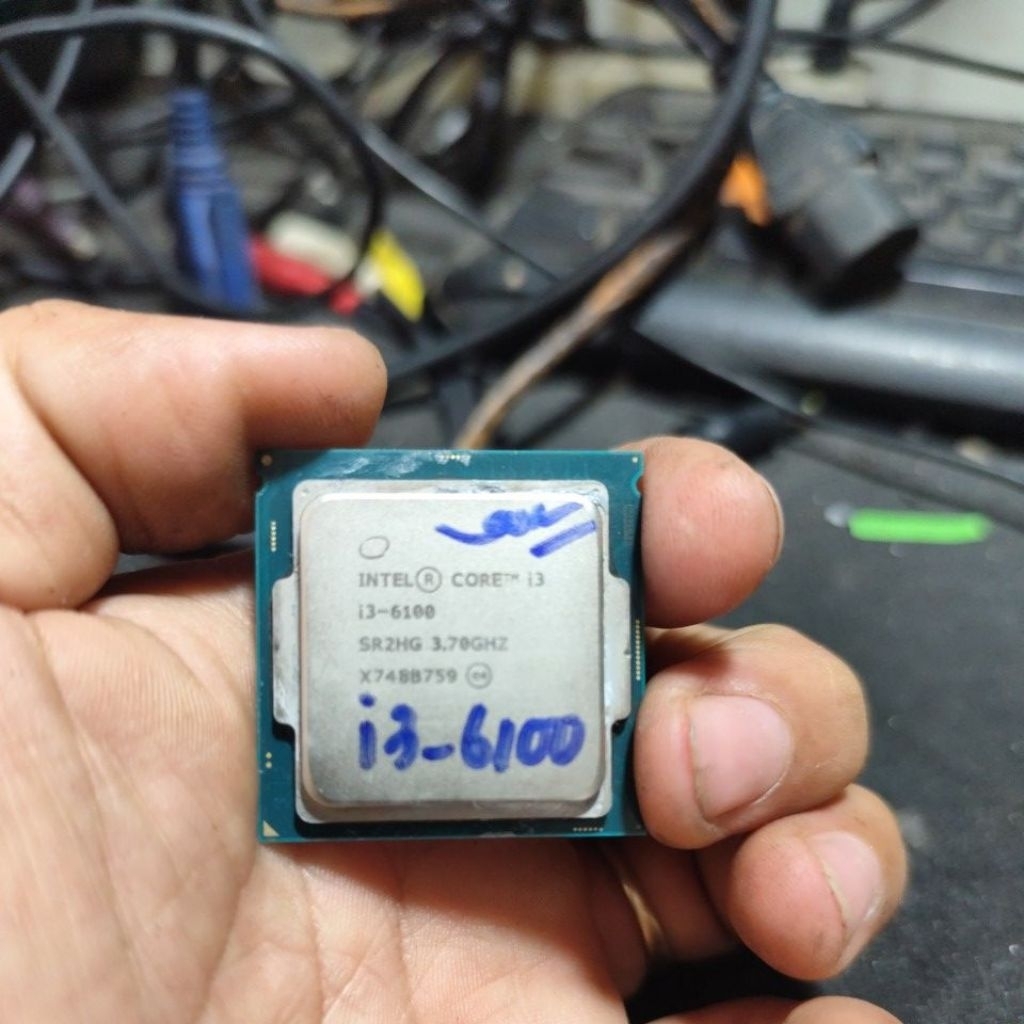 CPU i3. 6100 xài main  h110