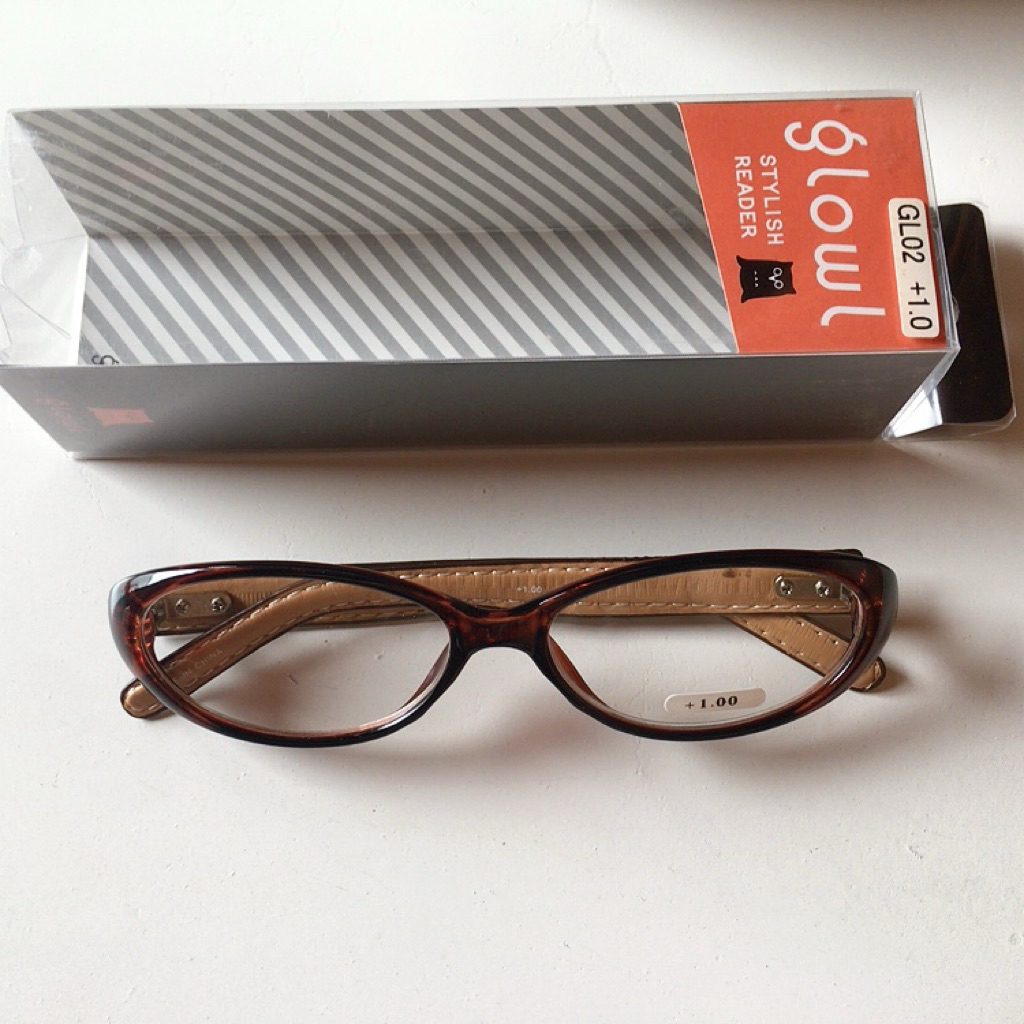 Kính lão (kính viễn) +1 độ nội địa Nhật GL02, made in China.