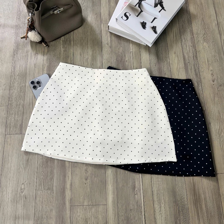 Chân Váy Chấm Bi Chữ A Khóa Kéo Cạp Cao Có Quần Bảo Hộ 2 Phong Cách Hàn Quốc M081 | BigBuy360 - bigbuy360.vn