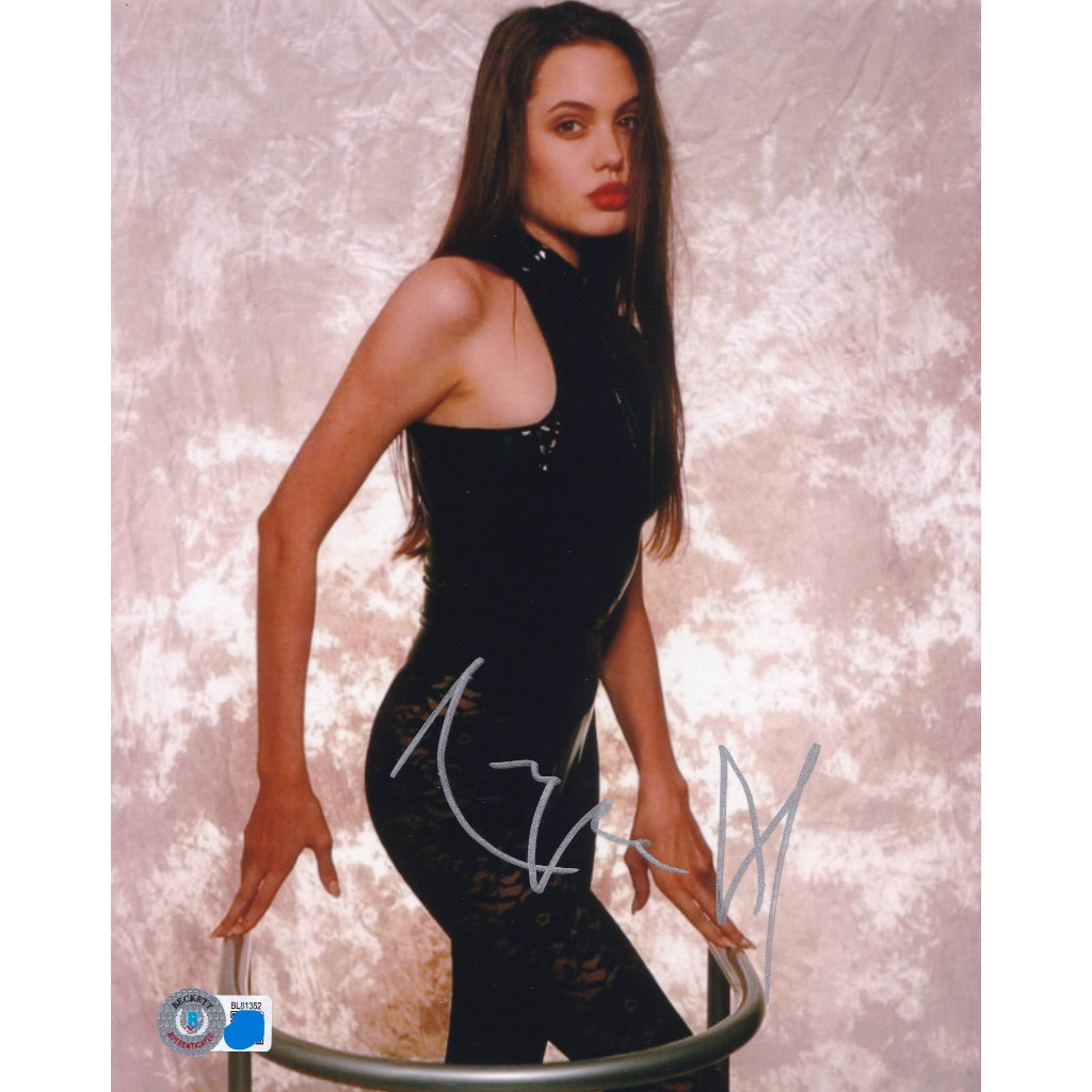 Chữ ký tay Angelina Jolie (20x25cm) có chứng nhận