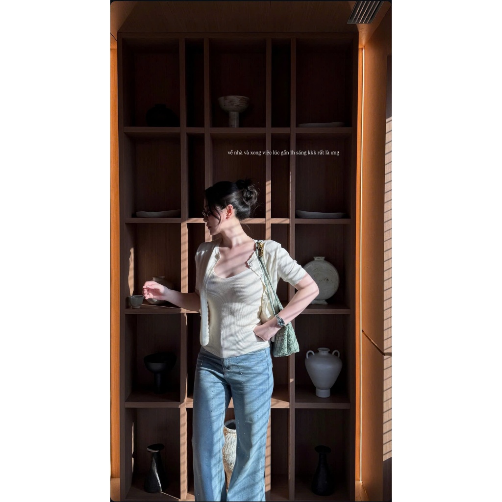Set Áo Ba Lỗ Và Cardigan Viền Sóng Chất Liệu Len Dệt Mỏng Thiết Kế Nữ Veos Form Suông Thanh Lịch Nữ Tính - Nami Set | BigBuy360 - bigbuy360.vn