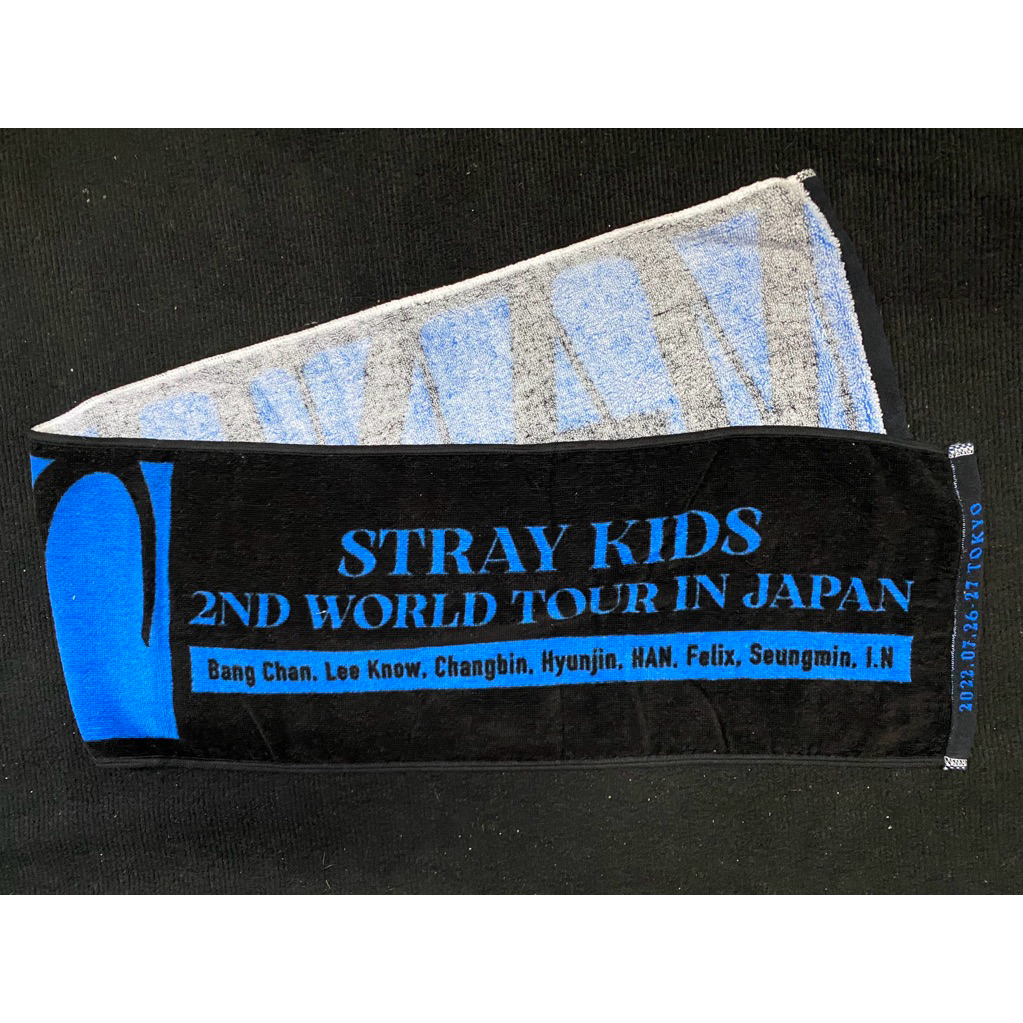 stray kids Stray kids offical goods towel Khăn tắm 2nd world tour in Japan như hình