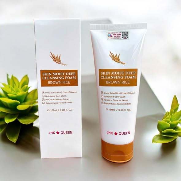 Sữa rửa mặt JHK QUEEN Skin Moist Deep Cleansing Foam Brown Rice - SẢN PHẨM PHIÊN BẢN MỚI với công th