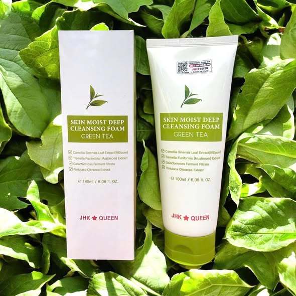 SỮA RỬA MẶT JHK QUEEN SKIN MOIST CLEANSING FOAM GREEN TEA 180ML TRÀ XANH