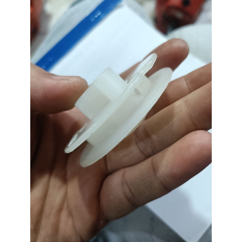 Buli ( bánh giựt) máy cưa Echo Gc301, Gc302, GC31, GC33, Gc34, Echo 3100, 3300, 3400...